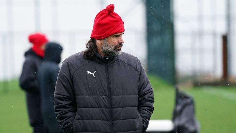 İbrahim Üzülmez'den Fenerbahçe yorumu: Onlar bu ligde olmalı