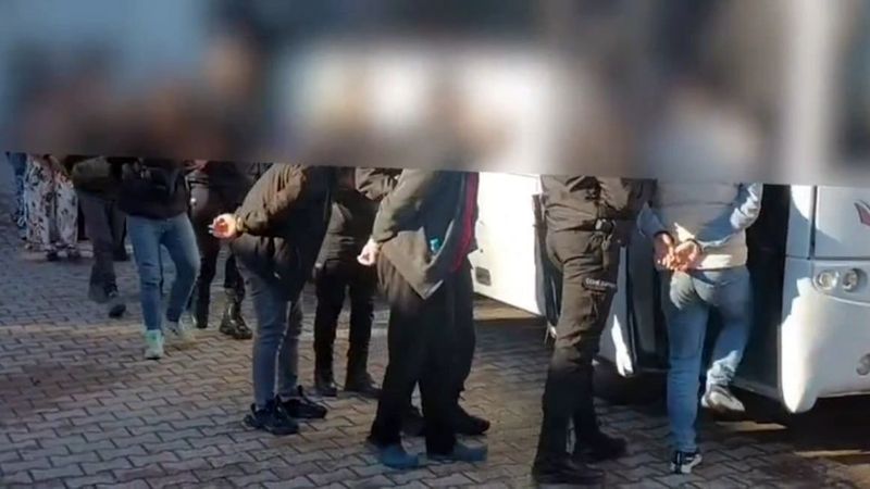 Sakarya'da dur ihtarına uymadılar: 58 kilo bonzai ile yakalandılar