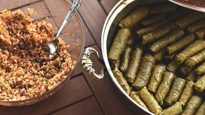 Sarma harcına 1 kaşık atın, tam bayramlık oluyor...