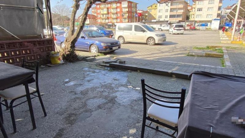 Kocaeli'de cinayet! Çay ocağında oturan husumetlisini silahla vurdu