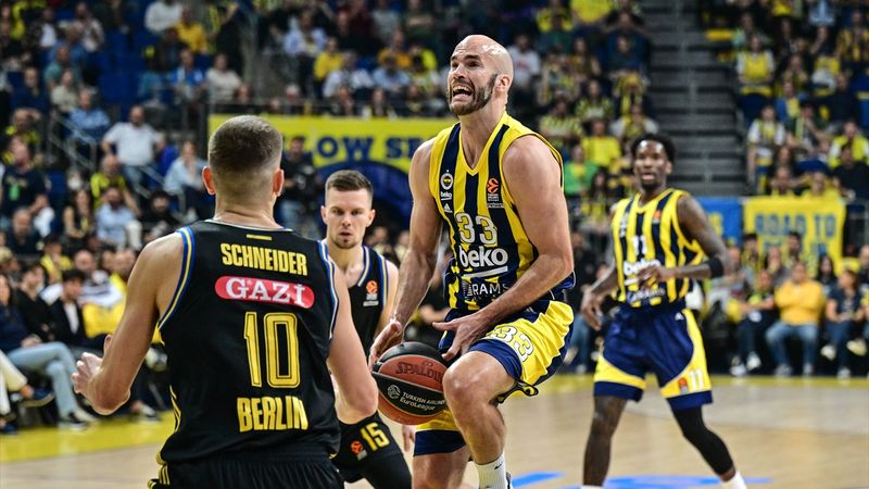 Fenerbahçe, Alba Berlin'i 35 sayı farkla yendi