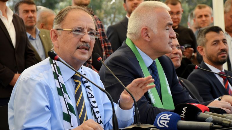 Mehmet Özhaseki'den CHP'li belediyelere: Onlar deprem turistiydi