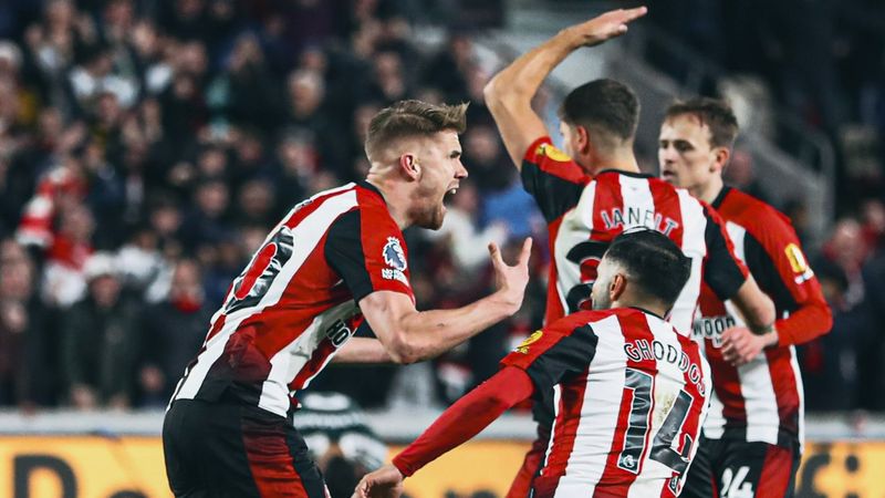 Manchester United galibiyeti 90+8'de kaçırdı