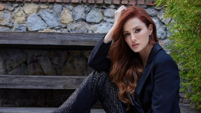 Mine Tugay'dan dikkat çeken seçim paylaşımı: 'Üşenmeyelim hanımlar beyler'