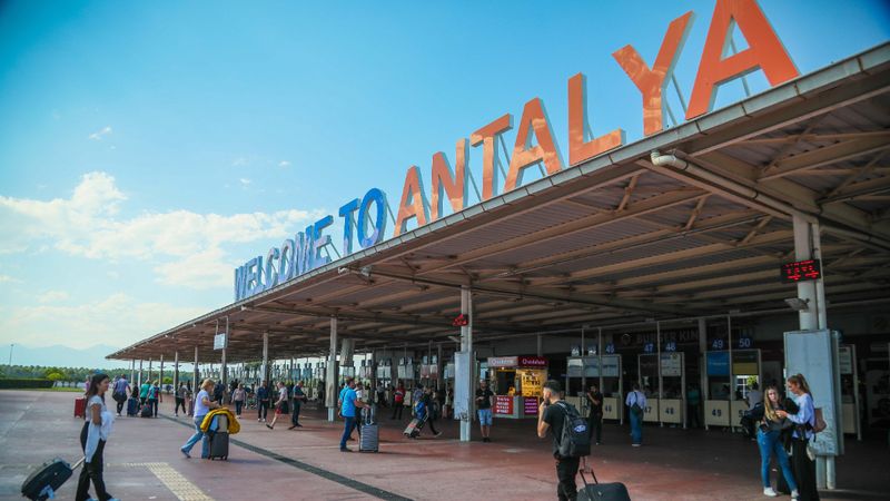 Antalya'nın 3 aylık turist ağırlama rekoru: 1 milyon!