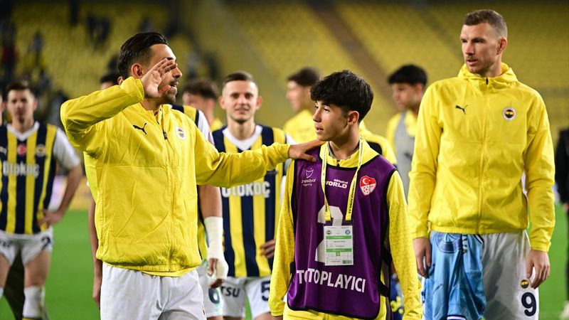 Fenerbahçe'nin 2. golünün kahramanı konuştu: Çok mutlu oldum, çok sevindim