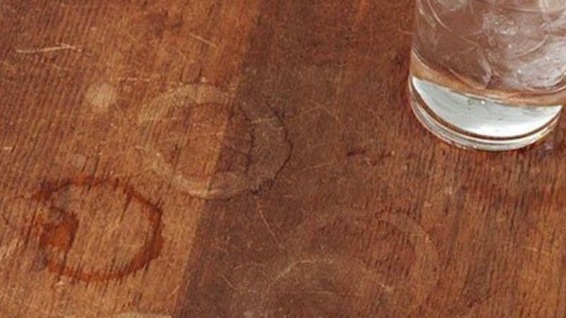 Masadaki ve sehpadaki bardak lekelerini onunla silin, lekeden nasıl eser kalmıyor izleyin…