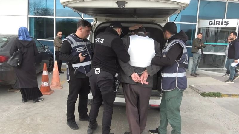 Samsun'da boşanmak istemeyen eşine kurşun yağdırdı: Adliyeye sevk edildi