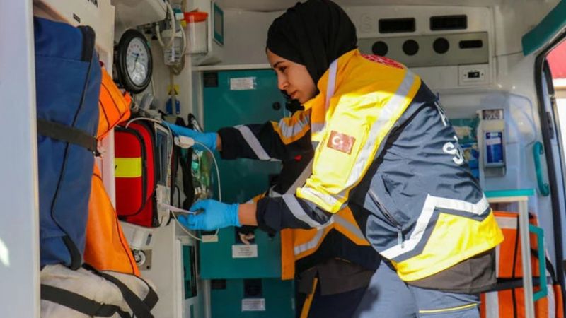 Bayram tatili boyunca 81 ilde 760 bini aşkın sağlık personeli görevde