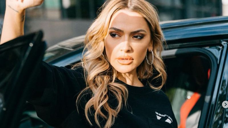 Hadise bayramı anne evinde geçiriyor! Karelerini sosyal medyadan yayınladı