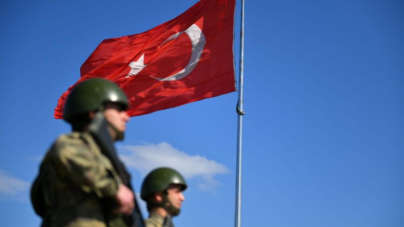 Yunanistan'a kaçak yollarla geçiş yapmaya çalışan 9 kişi yakalandı