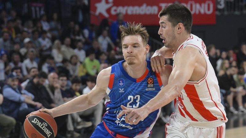 45 sayılık tarihi fark! Kızılyıldız'ı deviren Anadolu Efes, Play-In'e kaldı