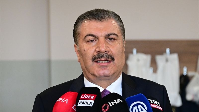 Fahrettin Koca: 112 Acil Sağlık ekipleri bayramda 13 binden fazla yaralıya müdahale etti