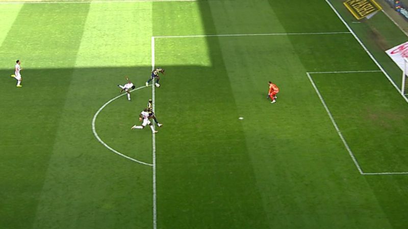 Yabancı VAR hakeminden ilk karar! Ankaragücü'nün golü iptal oldu