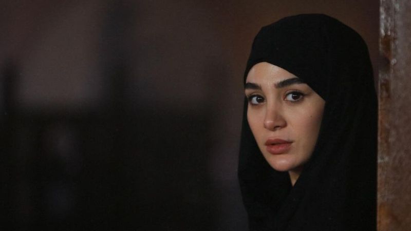 Kızıl Goncalar'ın modern Birgül'ü cesur çıktı, Instagram'ı yaktı geçti! 