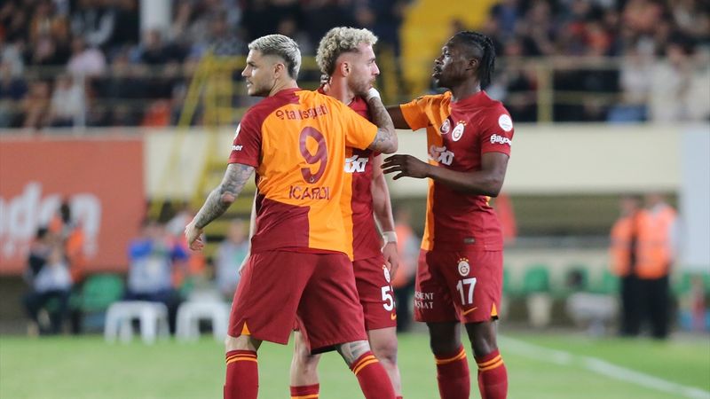 Galatasaray, Alanyaspor'u farklı geçti