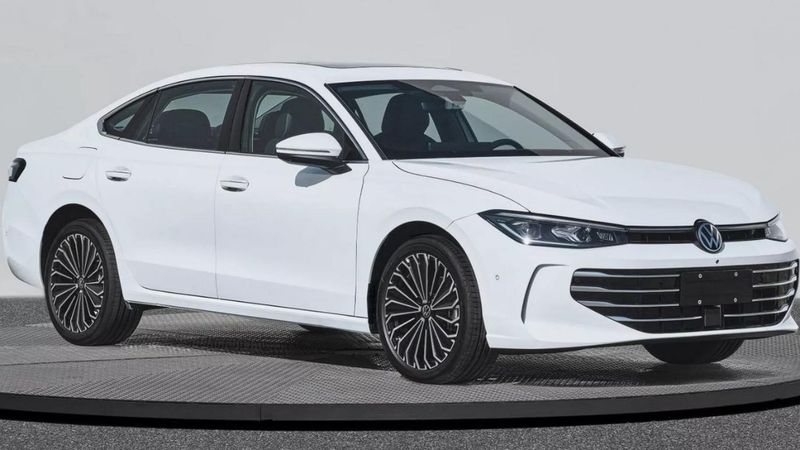 Volkswagen Passat Pro Sedan hakkında yeni bilgiler geldi