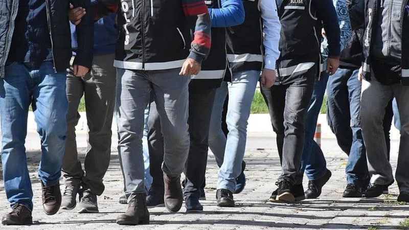 Afyonkarahisar'da uyuşturucu ve terör operasyonu: 143 kişi yakalandı