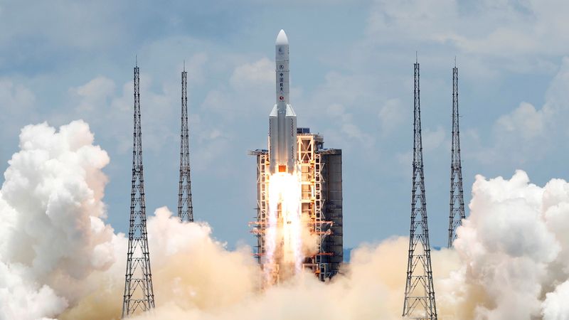 NASA: Çin, uzaydaki askeri varlığını sivil programlarla maskeliyor