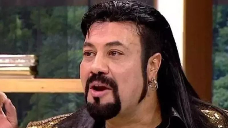 Şarkıcı Kobra Murat gençlik fotoğrafını paylaştı! Eski haline yorum yağdı