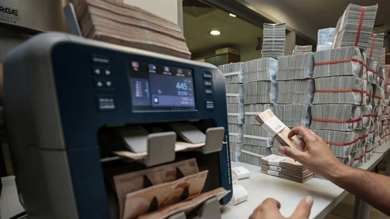 Bankacılık sektörünün kredi hacmi 12,8 trilyon lira oldu