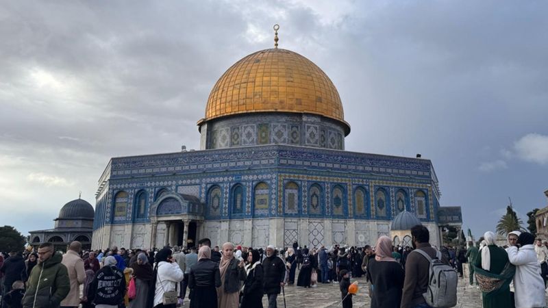 Yahudi yerleşimciler Mescid-i Aksa'ya baskın düzenledi