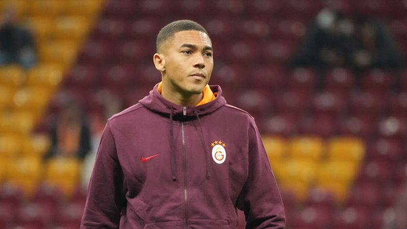 Fulham, Carlos Vinicius'un geleceğini belirledi