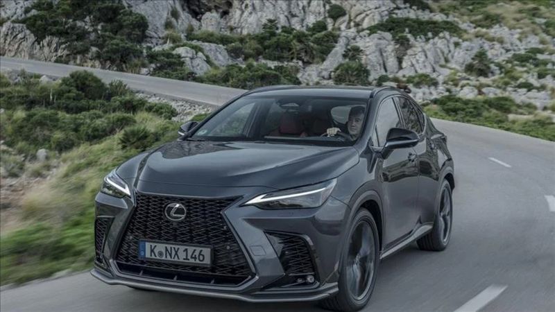 Lexus ilk çeyrekte satışlarını yüzde 48 artırdı