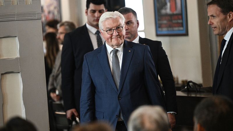 Almanya Cumhurbaşkanı Steinmeier, Sirkeci Garı'nda: Yakın bağı simgeliyor