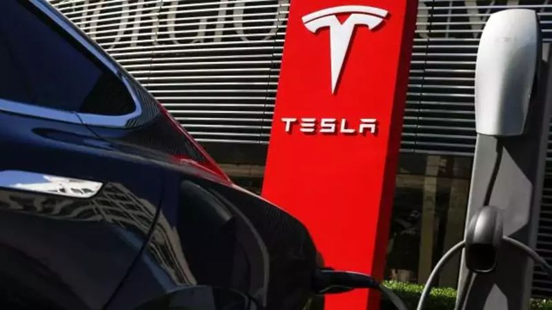 Tesla'nın ilk çeyrekteki net kârı yüzde 55 düştü
