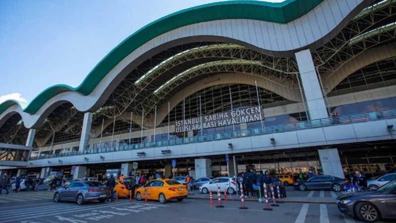 Sabiha Gökçen Havalimanı'nda 3 dilim peynirli böreğin değeri bin 311 TL