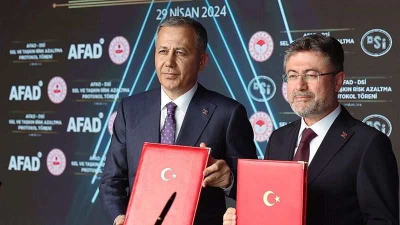 Taşkınla mücadele için DSİ, 5 bin 800 ağır iş makinesine sahip