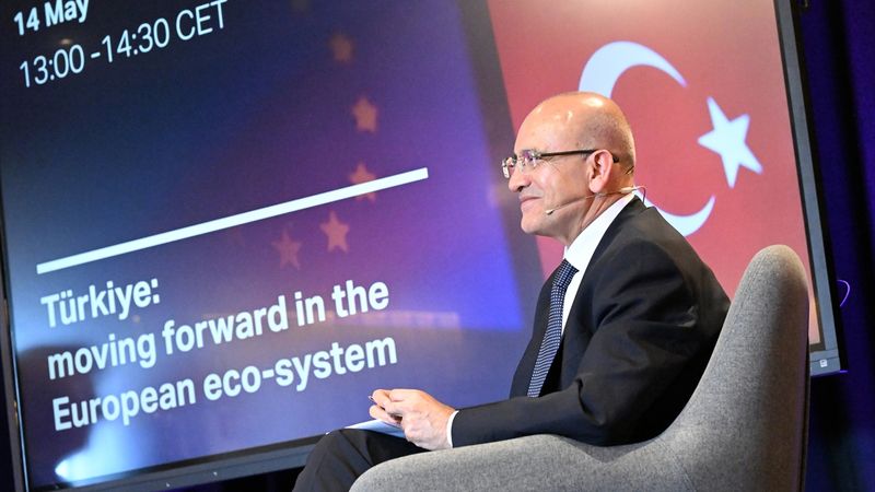 Mehmet Şimşek Brüksel'de! 