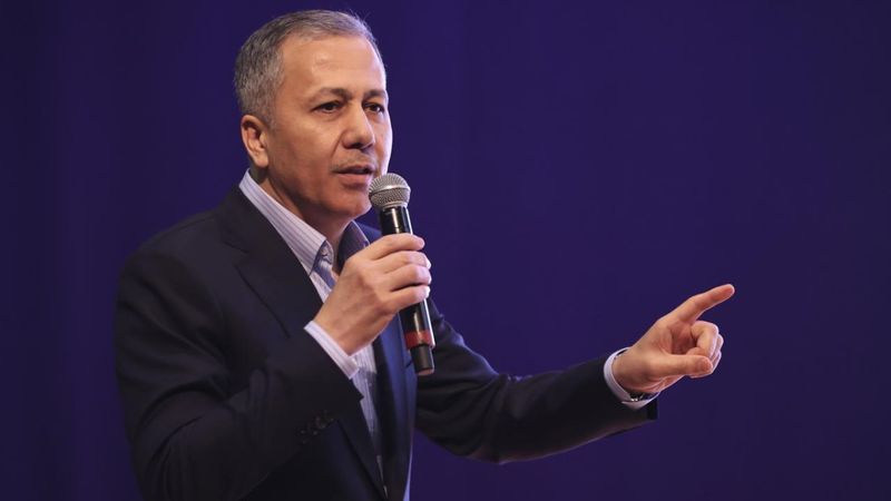 Bakan Yerlikaya'dan net mesaj: Kurulan tuzakları yerle bir edeceğiz