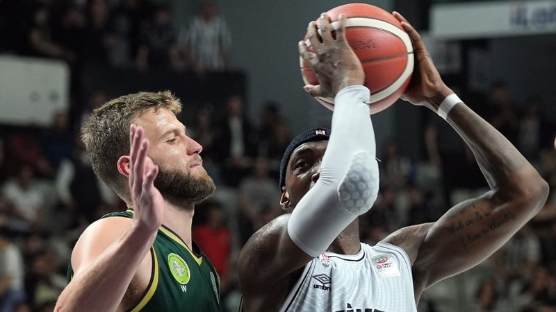 Beşiktaş, Manisa BŞB'yi yenerek play-off'a galibiyetle başladı