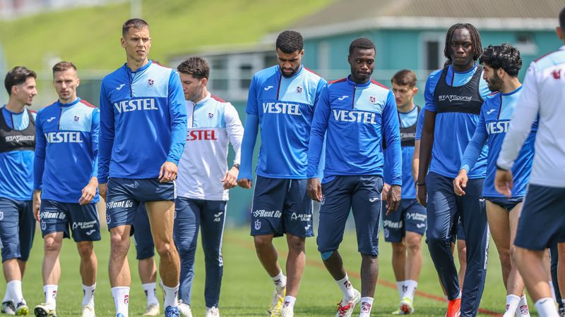 Trabzonspor'un Başakşehir maçı kamp kadrosu açıklandı