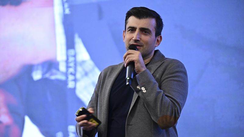 Selçuk Bayraktar: Bu yıl 3 adet KIZILELMA'yı üretmiş olacağız