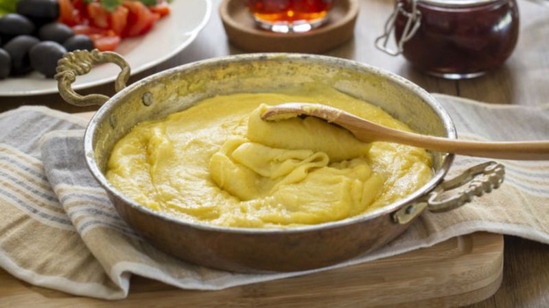 Kuymak ve mıhlama arasındaki fark nedir?