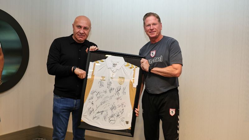 Samsunspor, Markus Gisdol'e veda etti