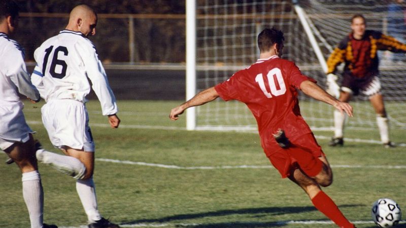 Futbolcu formalarında 100 numaranın olmamasının sebebi bakın neymiş…