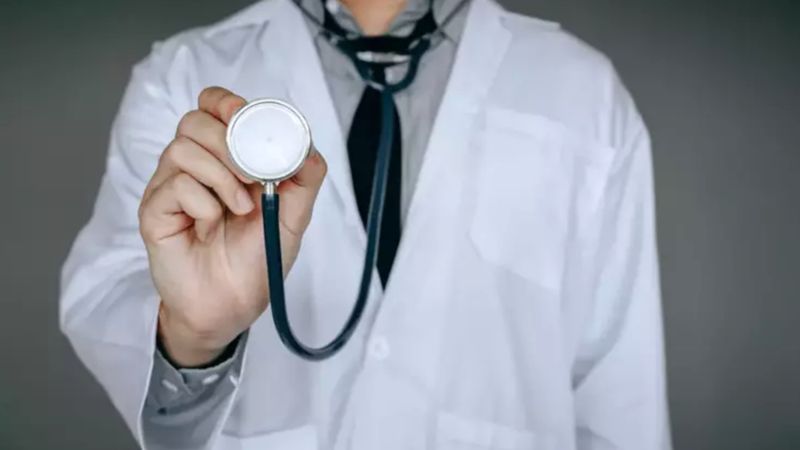 Sivilce için hangi doktora gidilir? Sivilceye hangi bölüm bakar?