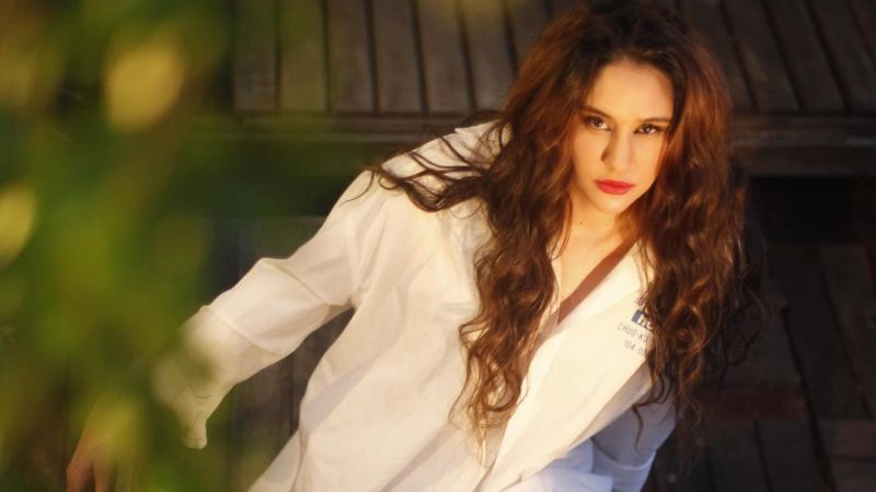 Oyuncu Zeynep Koçak, 23 yıldır mücadele ettiği hastalığını açıkladı