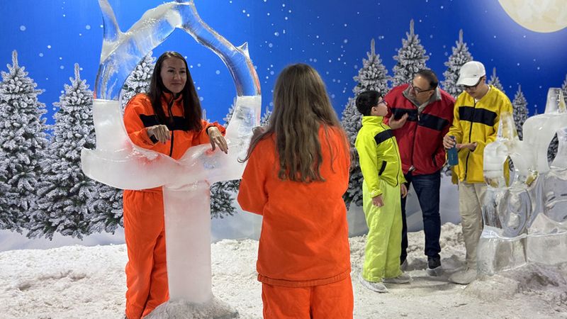 Antalya'da sıcaktan bunalanlar, 