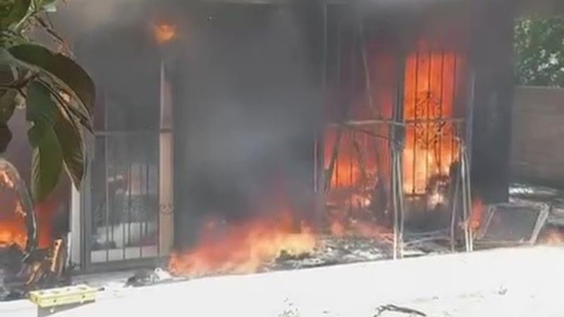 Antalya'da nişanlı çiftin evinde yangın çıktı: Eşyaları kullanılamaz hale geldi