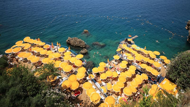 Antalya'da bayram yoğunluğu: Son yılların en hareketli tatilini geçirdi