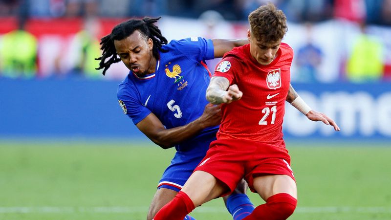 Fransa, Polonya ile berabere kaldı