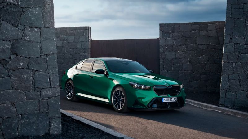 2025 BMW M5 tanıtıldı: İşte fiyatı ve özellikleri