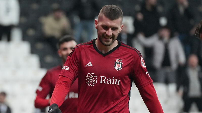 Ante Rebic'e sürpriz talip! Serie A'dan talip var