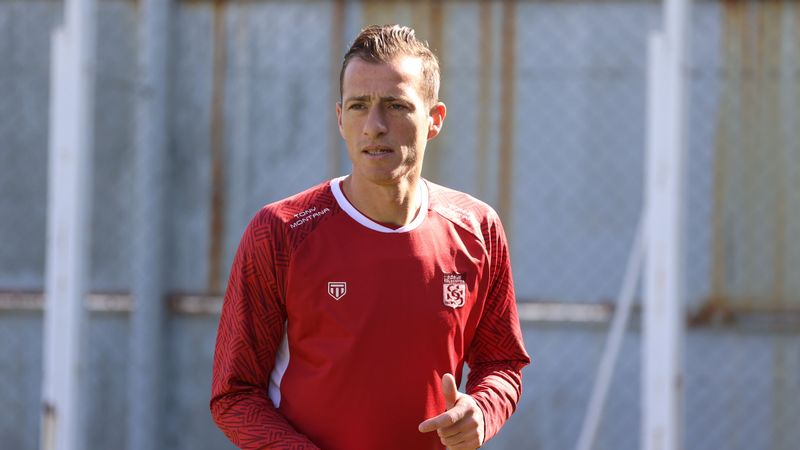 Hakan Arslan, Sivasspor'dan ayrıldı