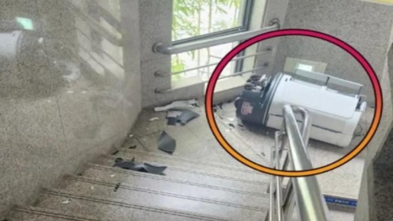 Güney Kore'de iş yüküne dayanamayan robot intihar etti